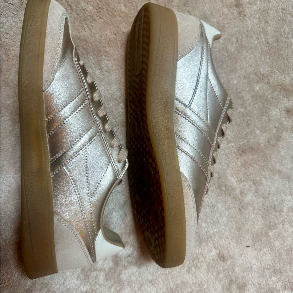 Gola Women's Gold Sneakers (Viper Metallic) size 9 [RUN LARGE] - Picture 4 of 8